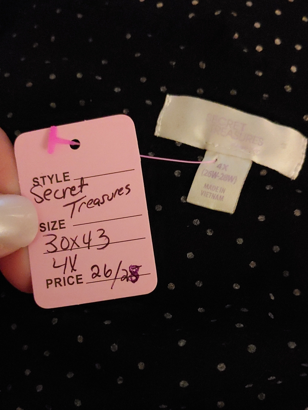 Secret Treasures 4X 26/28 Black & White Polka Dots Short Sleeve Nightgown - Picture 7 of 7